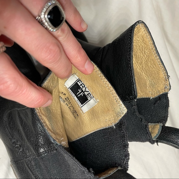 Frye Heeled Chelsea style boot - Picture 3 of 5